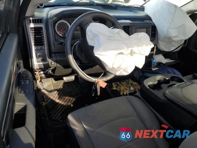 Zdjęcie 8 z 13 samochodu: 2021 RAM 1500 CLASSIC TRADESMAN VIN:3C6JR6DG9MG614199 - miniatura