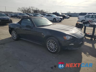 Czwarte zdjęcie samochodu z boku: 2020 FIAT 124 SPIDER CLASSICA VIN:JC1NFAEK8L0145289 - miniatura