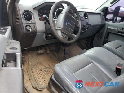 Zdjęcie 8 z 12 samochodu: 2016 FORD F550 SUPER DUTY VIN:1FDUF5HTXGEC58577 - miniatura