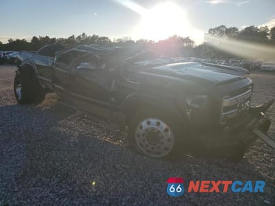 Czwarte zdjęcie samochodu z boku: 2013 FORD F350 SUPER DUTY SUPER DUTY VIN:1FT8W3DT5DEA22530 - miniatura