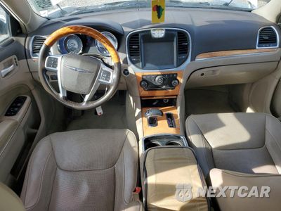 Zdjęcie 8 z 14 samochodu: 2012 CHRYSLER 300 LIMITED VIN:2C3CCACG4CH165816 - miniatura