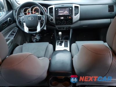 Zdjęcie 8 z 12 samochodu: 2014 TOYOTA TACOMA DOUBLE CAB VIN:3TMLU4EN3EM156728 - miniatura