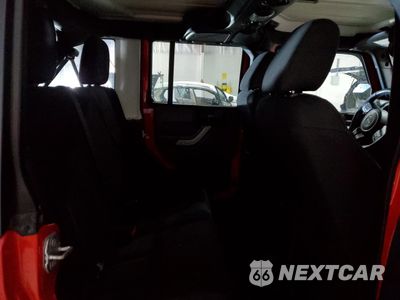 Zdjęcie 11 z 15 samochodu: 2016 JEEP WRANGLER UNLIMITED SPORT VIN:1C4BJWDG8GL225307 - miniatura