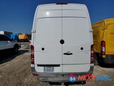 Zdjęcie 6 z 14 samochodu: 2013 MERCEDES-BENZ SPRINTER 2500 VIN:WD3PE8CC1D5804086 - miniatura