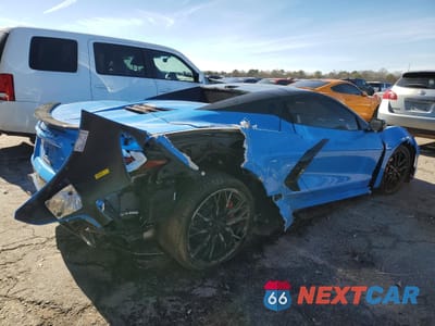 Trzecie zdjęcie samochodu z tyłu: 2023 CHEVROLET CORVETTE STINGRAY 2LT VIN:1G1YB3D42P5118939 - miniatura