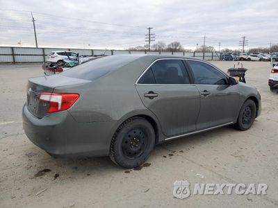 Trzecie zdjęcie samochodu z tyłu: 2014 TOYOTA CAMRY L VIN:4T4BF1FK7ER386780 - miniatura