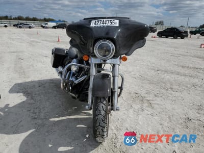 Drugie zdjęcie samochodu z przodu: 2011 HARLEY-DAVIDSON FLHX VIN:1HD1KBM12BB613577 - miniatura