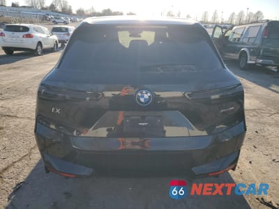 Zdjęcie 6 z 13 samochodu: 2022 BMW IX XDRIVE50 VIN:WB523CF09NCJ71369 - miniatura