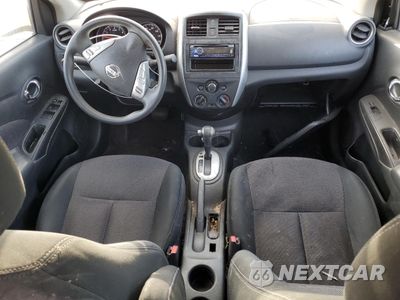 Zdjęcie 8 z 13 samochodu: 2015 NISSAN VERSA S VIN:3N1CN7AP1FL856330 - miniatura