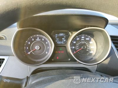 Zdjęcie 9 z 12 samochodu: 2014 HYUNDAI ELANTRA SE VIN:5NPDH4AE5EH465122 - miniatura