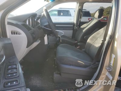 Zdjęcie 7 z 16 samochodu: 2010 DODGE GRAND CARAVAN SE VIN:2D4RN4DE3AR370570 - miniatura