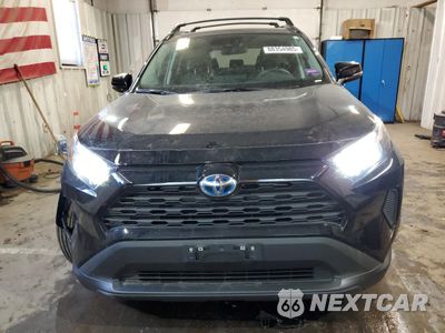 Piąte zdjęcie samochodu w środku: 2024 TOYOTA RAV4 XLE VIN:2T3RWRFV3RW232646 - miniatura