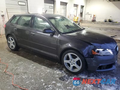 Czwarte zdjęcie samochodu z boku: 2012 AUDI A3 PREMIUM PLUS VIN:WAUKJAFM9CA153929 - miniatura