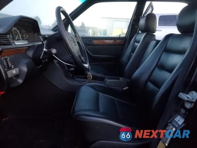 Zdjęcie 7 z 12 samochodu: 1995 MERCEDES-BENZ E 320 BASE VIN:WDBEA32E8SC190787 - miniatura