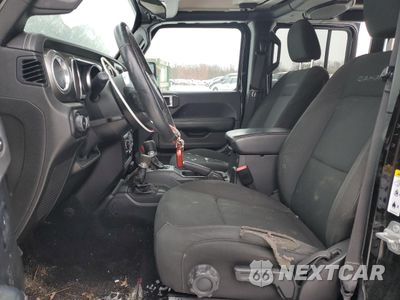 Zdjęcie 7 z 13 samochodu: 2018 JEEP WRANGLER UNLIMITED SAHARA VIN:1C4HJXEGXJW260824 - miniatura