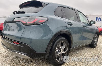 Czwarte zdjęcie samochodu z boku: 2023 HONDA HR-V EXL VIN:3CZRZ2H77PM749644 - miniatura
