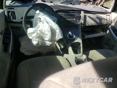 Zdjęcie 8 z 14 samochodu: 2010 TOYOTA PRIUS VIN:JTDKN3DU1A0245061 - miniatura