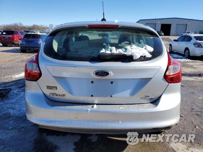 Zdjęcie 6 z 12 samochodu: 2014 FORD FOCUS SE VIN:1FADP3K21EL157450 - miniatura