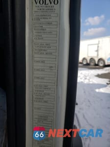 Zdjęcie 10 z 10 samochodu: 2017 VOLVO VN VNL VIN:4V4NC9EH9HN976250 - miniatura