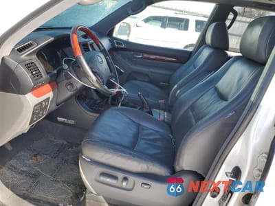 Zdjęcie 7 z 15 samochodu: 2008 LEXUS GX 470 VIN:JTJBT20X580156939 - miniatura