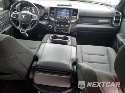 Zdjęcie 8 z 14 samochodu: 2021 RAM 1500 BIG HORN/LONE STAR VIN:1C6RREBG3MN545209 - miniatura