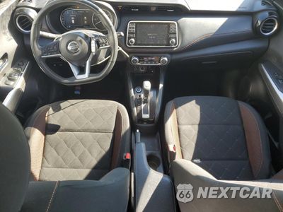 Zdjęcie 8 z 13 samochodu: 2020 NISSAN KICKS SR VIN:3N1CP5DV7LL531945 - miniatura