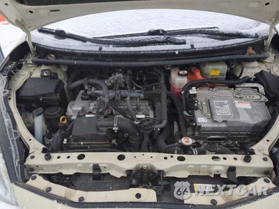 Zdjęcie 14 z 16 samochodu: 2018 TOYOTA PRIUS C VIN:JTDKDTB37J1613508 - miniatura