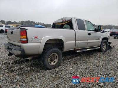 Trzecie zdjęcie samochodu z tyłu: 2004 GMC SIERRA VIN:1GTHK29124E193622 - miniatura