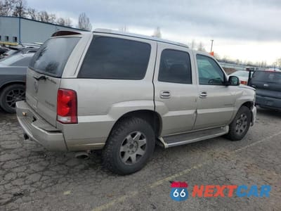 Trzecie zdjęcie samochodu z tyłu: 2004 CADILLAC ESCALADE VIN:1GYEK63N84R108839 - miniatura