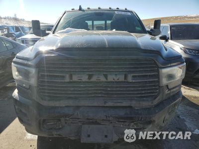 Piąte zdjęcie samochodu w środku: 2019 RAM 3500 LARAMIE VIN:3C63R3EL0KG625446 - miniatura