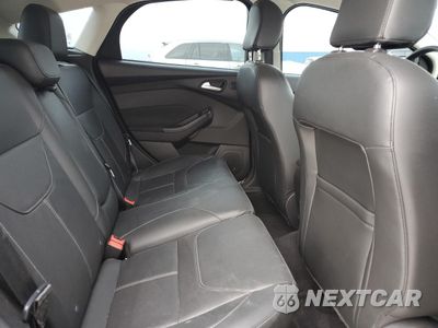 Zdjęcie 10 z 14 samochodu: 2017 FORD FOCUS TITANIUM VIN:1FADP3N28HL214498 - miniatura