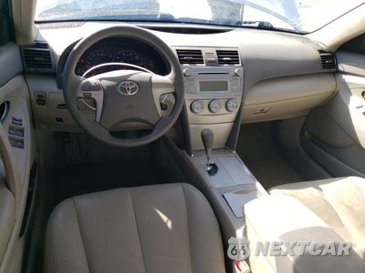 Zdjęcie 8 z 14 samochodu: 2010 TOYOTA CAMRY BASE VIN:4T1BF3EK0AU575384 - miniatura