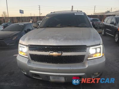 Piąte zdjęcie samochodu w środku: 2011 CHEVROLET AVALANCHE LTZ VIN:3GNMCGE02BG305032 - miniatura