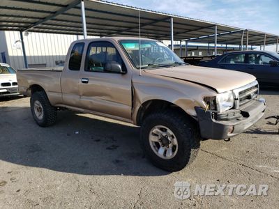 Czwarte zdjęcie samochodu z boku: 1998 TOYOTA TACOMA XTRACAB VIN:4TAWM72N6WZ063717 - miniatura