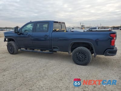 Drugie zdjęcie samochodu z przodu: 2022 CHEVROLET SILVERADO K3500 LTZ VIN:1GC4YUEY2NF332008 - miniatura