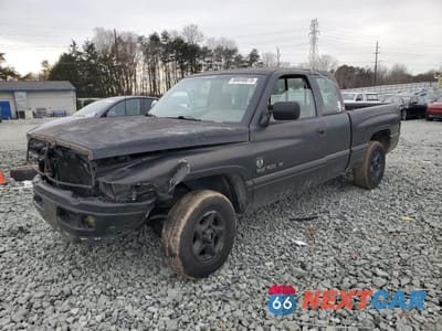 1996 DODGE RAM 1500 3B7HC13YXTG149078 - główne zdjęcie licytacji z USA - miniatura