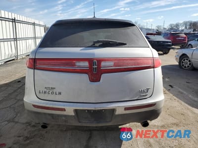 Zdjęcie 6 z 13 samochodu: 2014 LINCOLN MKT VIN:2LMHJ5AT4EBL58245 - miniatura