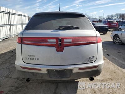Zdjęcie 6 z 13 samochodu: 2014 LINCOLN MKT VIN:2LMHJ5AT4EBL58245 - miniatura