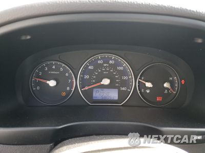 Zdjęcie 9 z 13 samochodu: 2010 HYUNDAI SANTA FE SE VIN:5NMSHDAG8AH355665 - miniatura