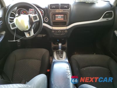 Zdjęcie 8 z 15 samochodu: 2020 DODGE JOURNEY SE VIN:3C4PDCAB7LT242263 - miniatura