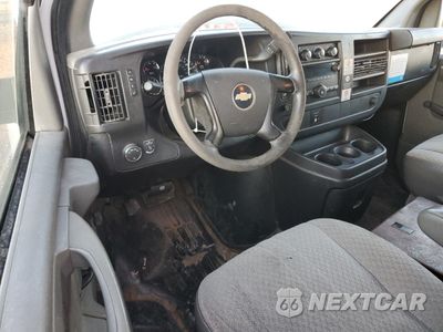 Zdjęcie 8 z 14 samochodu: 2010 CHEVROLET EXPRESS G2500 VIN:1GCZGFBA9A1156223 - miniatura