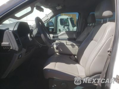 Piąte zdjęcie samochodu w środku: 2019 FORD F550 SUPER DUTY VIN:1FD0W5HT3KED55594 - miniatura