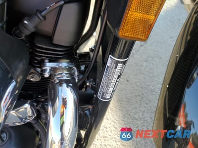 Zdjęcie 9 z 10 samochodu: 2024 HONDA VT750 CS VIN:JH2RC5089RK200532 - miniatura