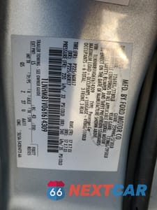 Zdjęcie 14 z 14 samochodu: 2006 LINCOLN TOWN CAR SIGNATURE VIN:1LNHM81V06Y614309 - miniatura