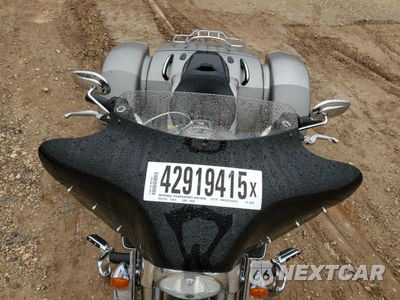 Piąte zdjęcie samochodu w środku: 2017 HARLEY-DAVIDSON FLRT FREE WHEELER VIN:1HD1MCC15HB855208 - miniatura