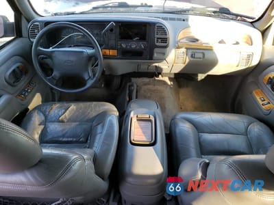 Zdjęcie 8 z 15 samochodu: 1996 CHEVROLET TAHOE K1500 VIN:1GNEK13R4TJ338006 - miniatura