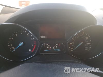 Zdjęcie 9 z 14 samochodu: 2017 FORD ESCAPE SE VIN:1FMCU0GD8HUE55625 - miniatura