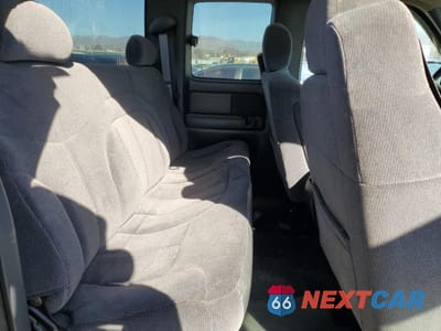 Zdjęcie 10 z 12 samochodu: 2000 GMC NEW SIERRA C1500 VIN:1GTEC19T1YZ181889 - miniatura