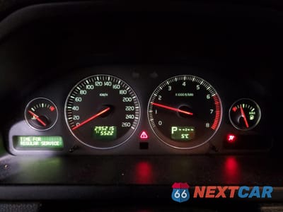 Zdjęcie 9 z 13 samochodu: 2004 VOLVO XC90 VIN:YV1CZ59H541036771 - miniatura