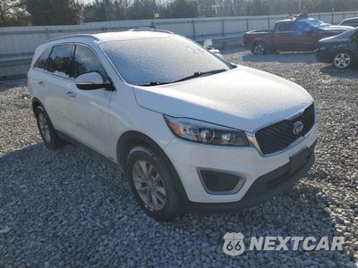 Czwarte zdjęcie samochodu z boku: 2016 KIA SORENTO LX VIN:5XYPGDA38GG061790 - miniatura